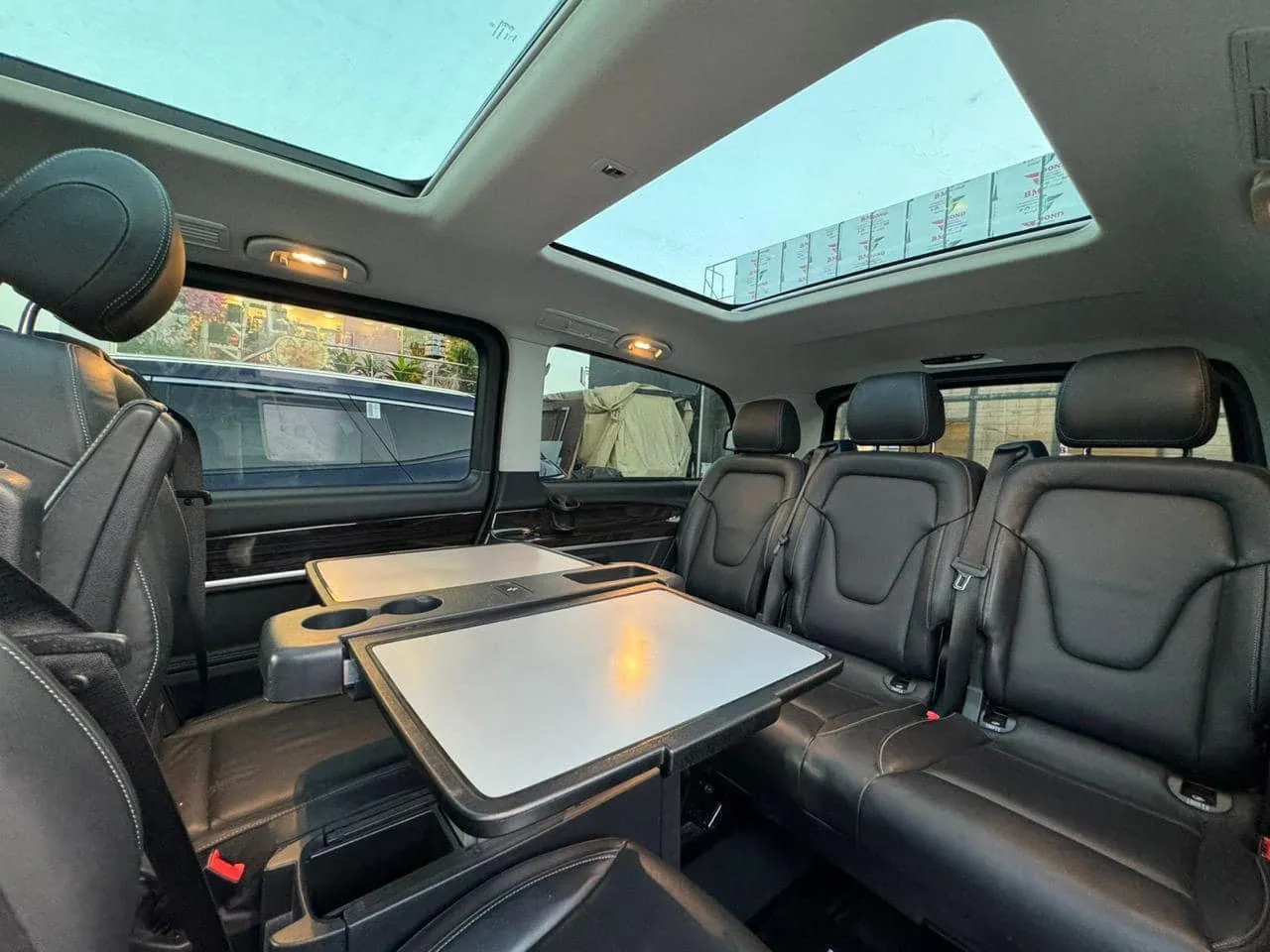 Mercedes Viano / V-Class gallery image 4